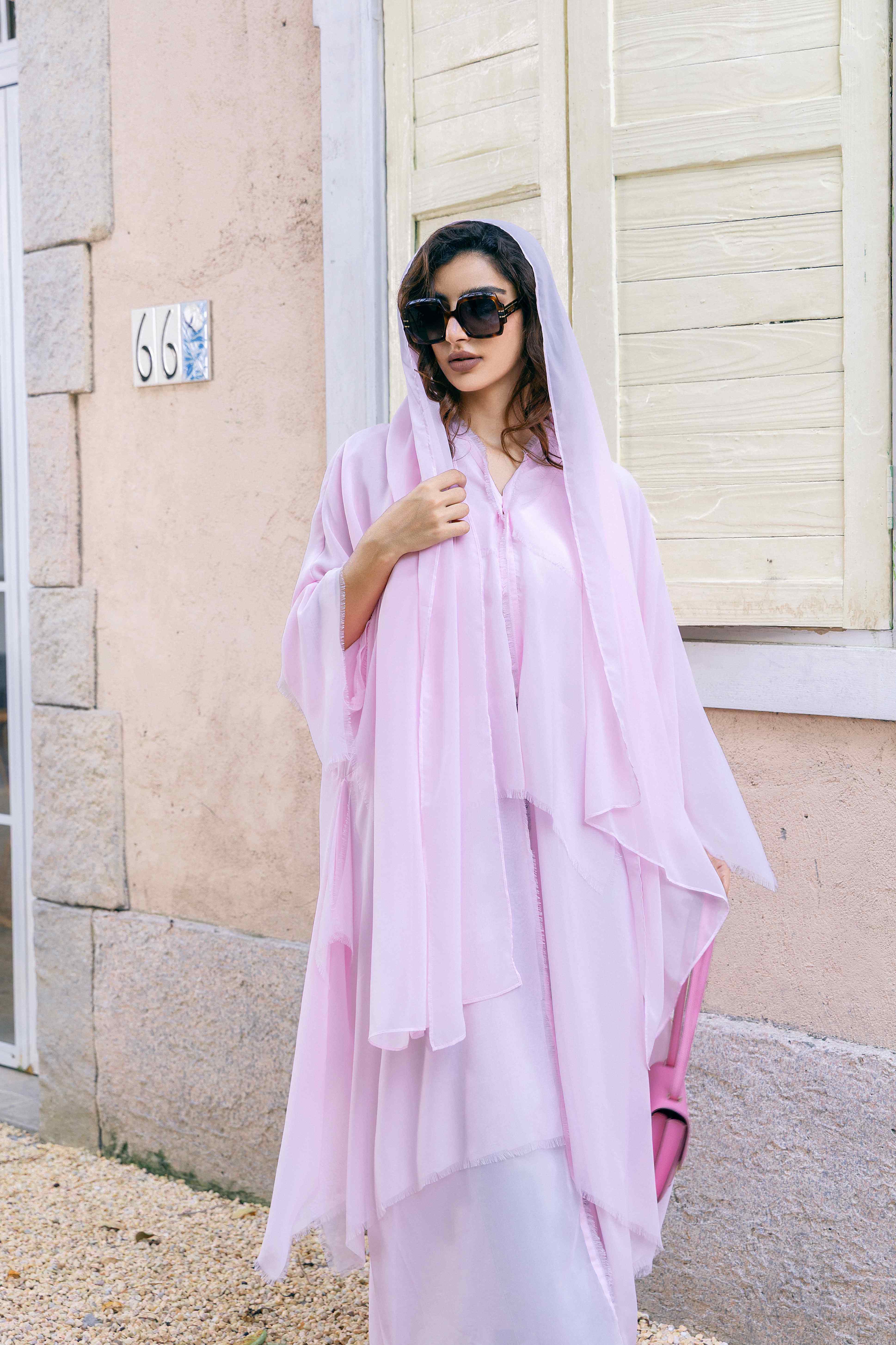 Pink Sheer Tasseled Trim Abaya Coat – NUR OYOUNI