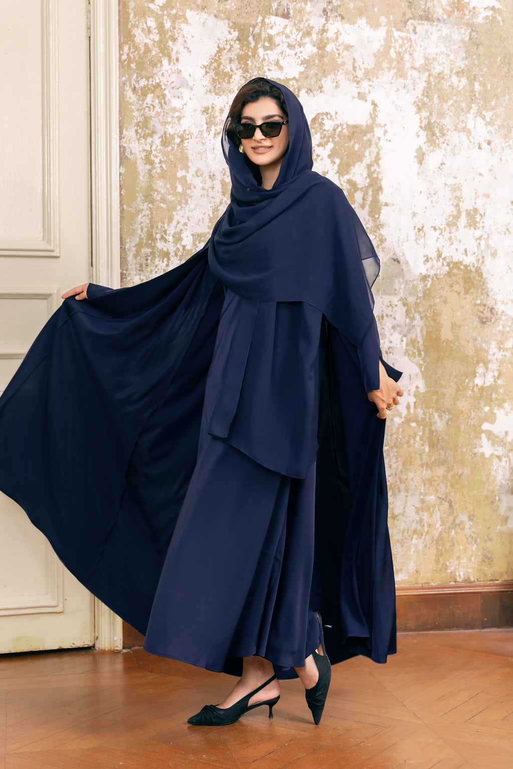 Ensemble robe abaya légère et transparente bleu foncé P25028