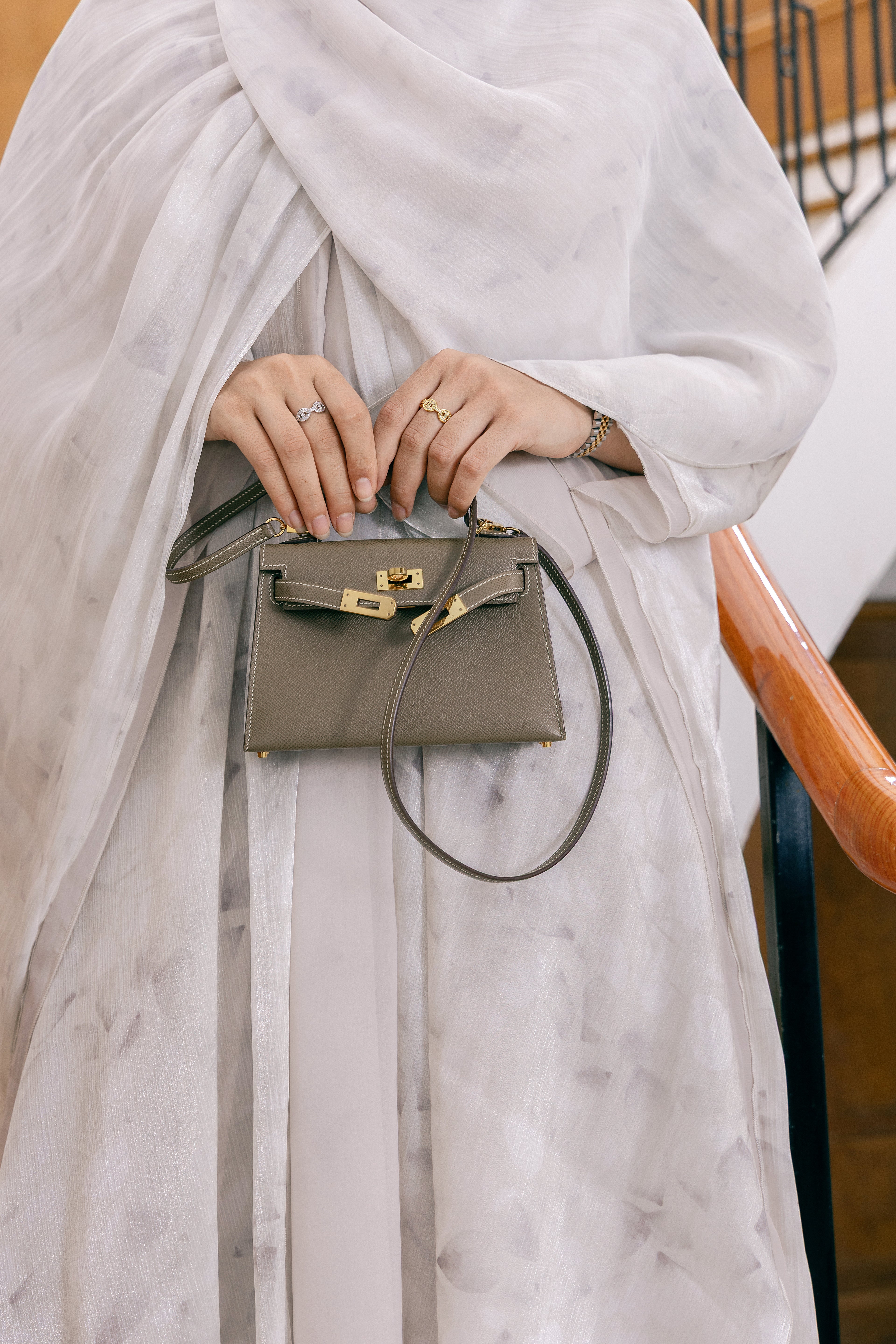 P25004 Beige Floral Print Pattern Abaya Set