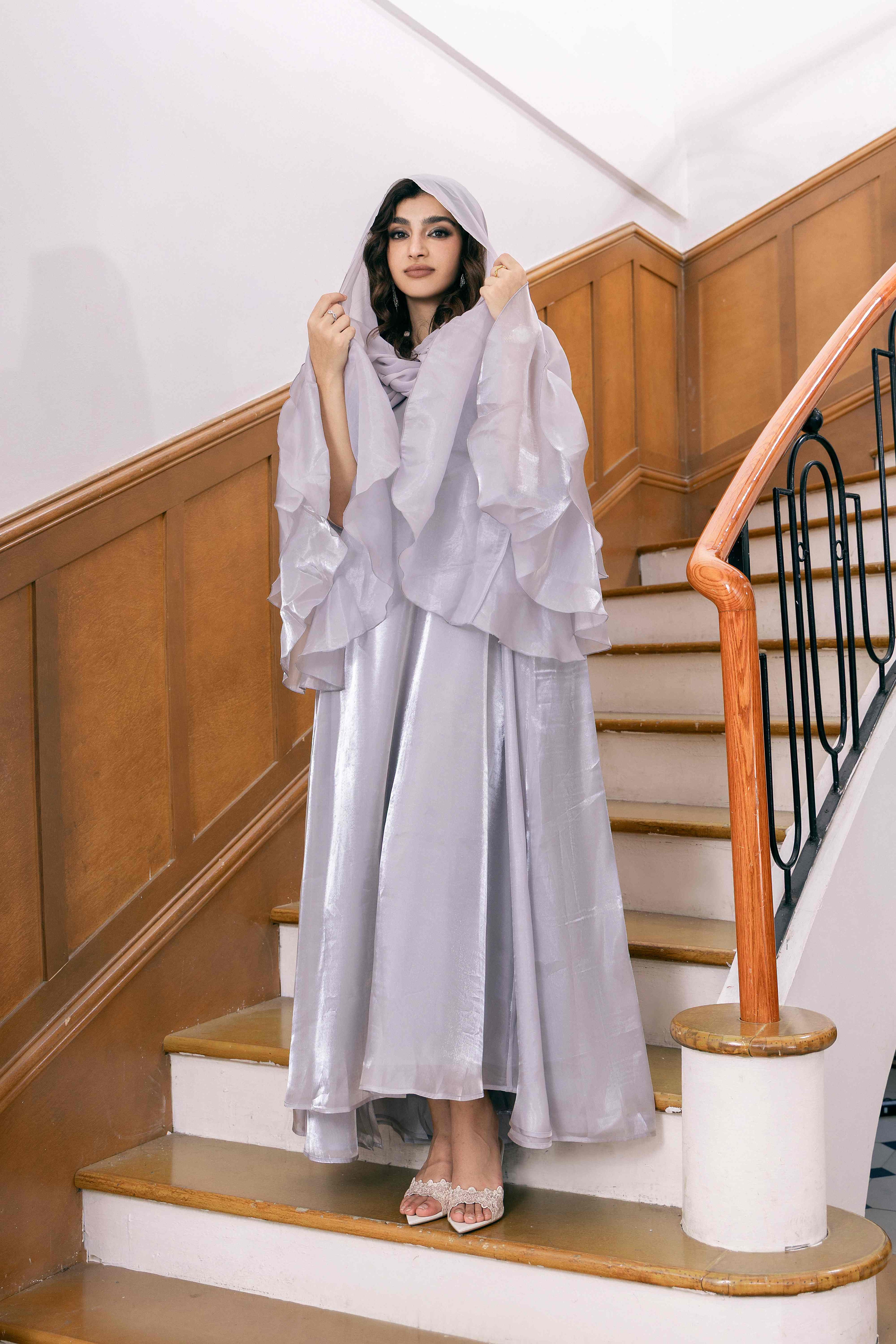 P25021 Silver Gray Mother-of-Pearl Luster Fabric Abaya Set