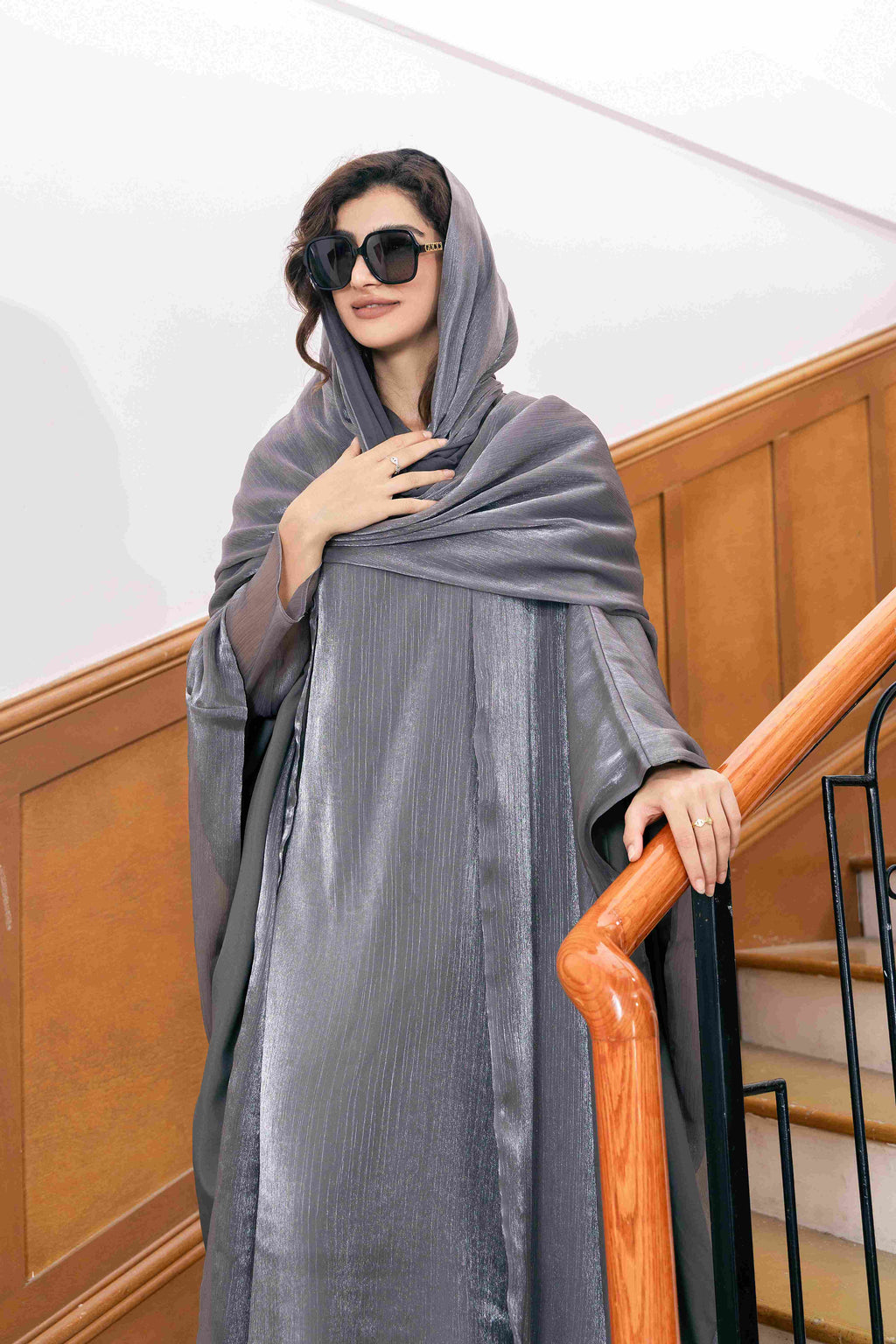 Ensemble abaya en mousseline gris argenté métallisé P25006
