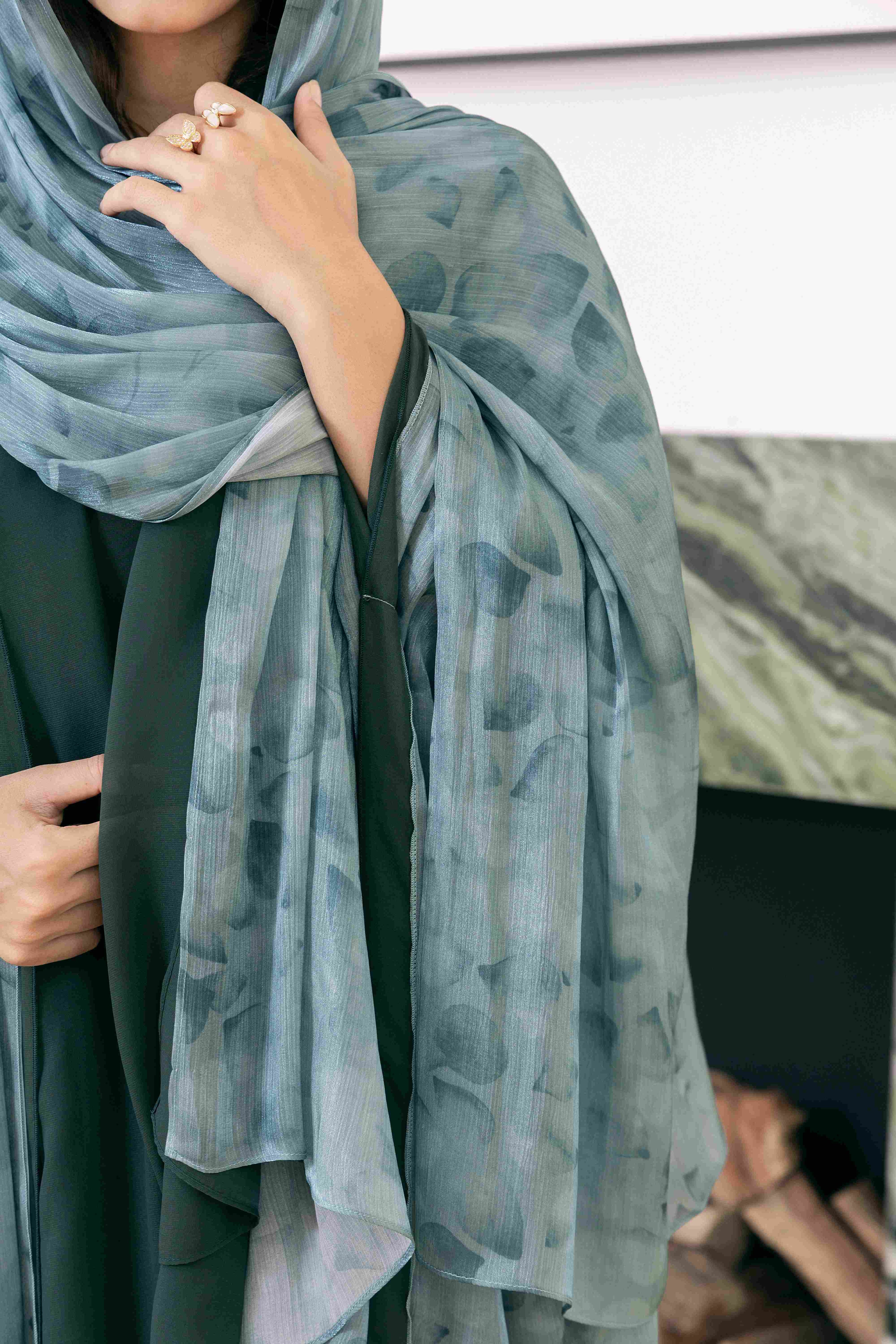 Ensemble abaya à motif floral vert jardin P25004