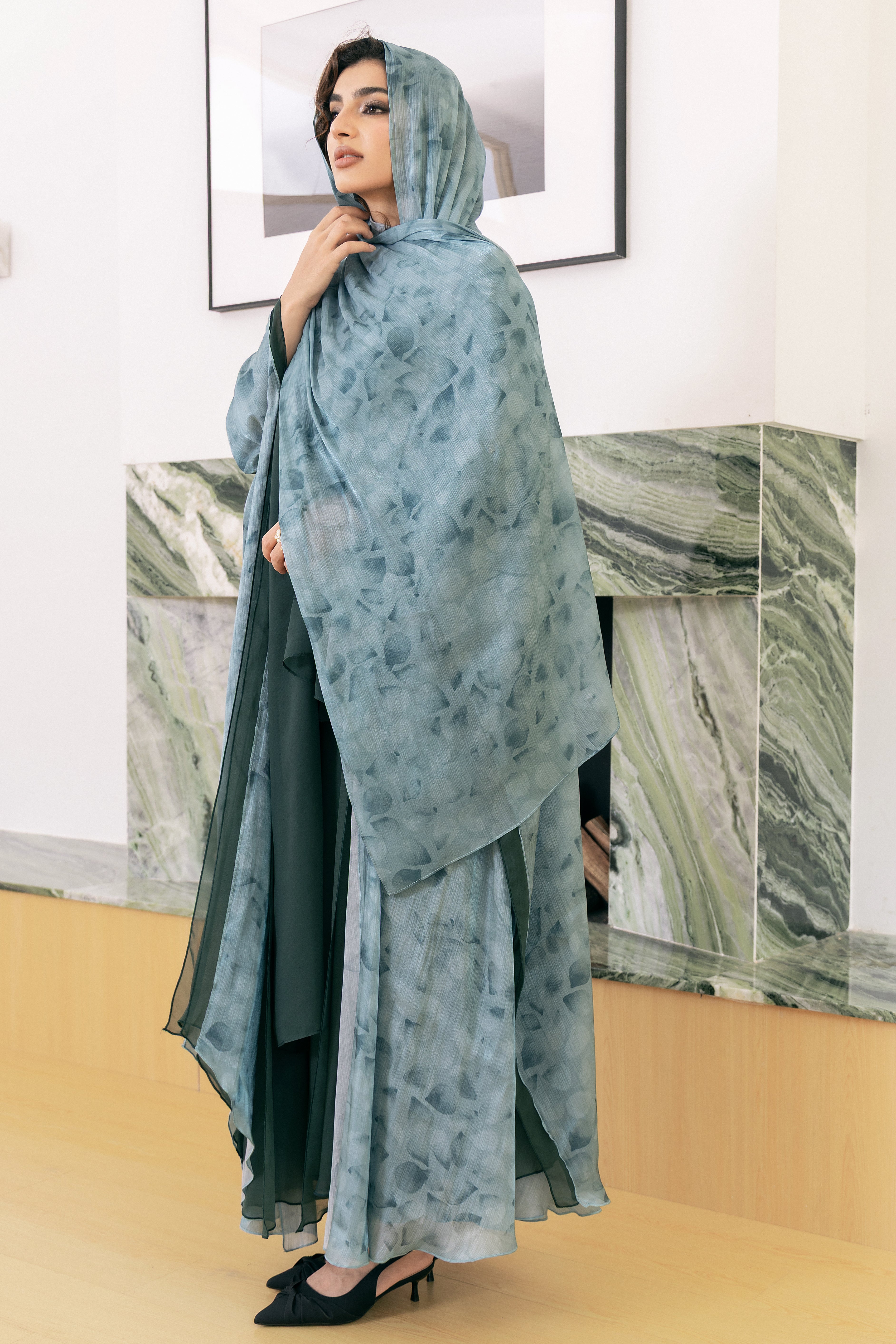 P25004 Garden Green Floral Print Pattern Abaya Set