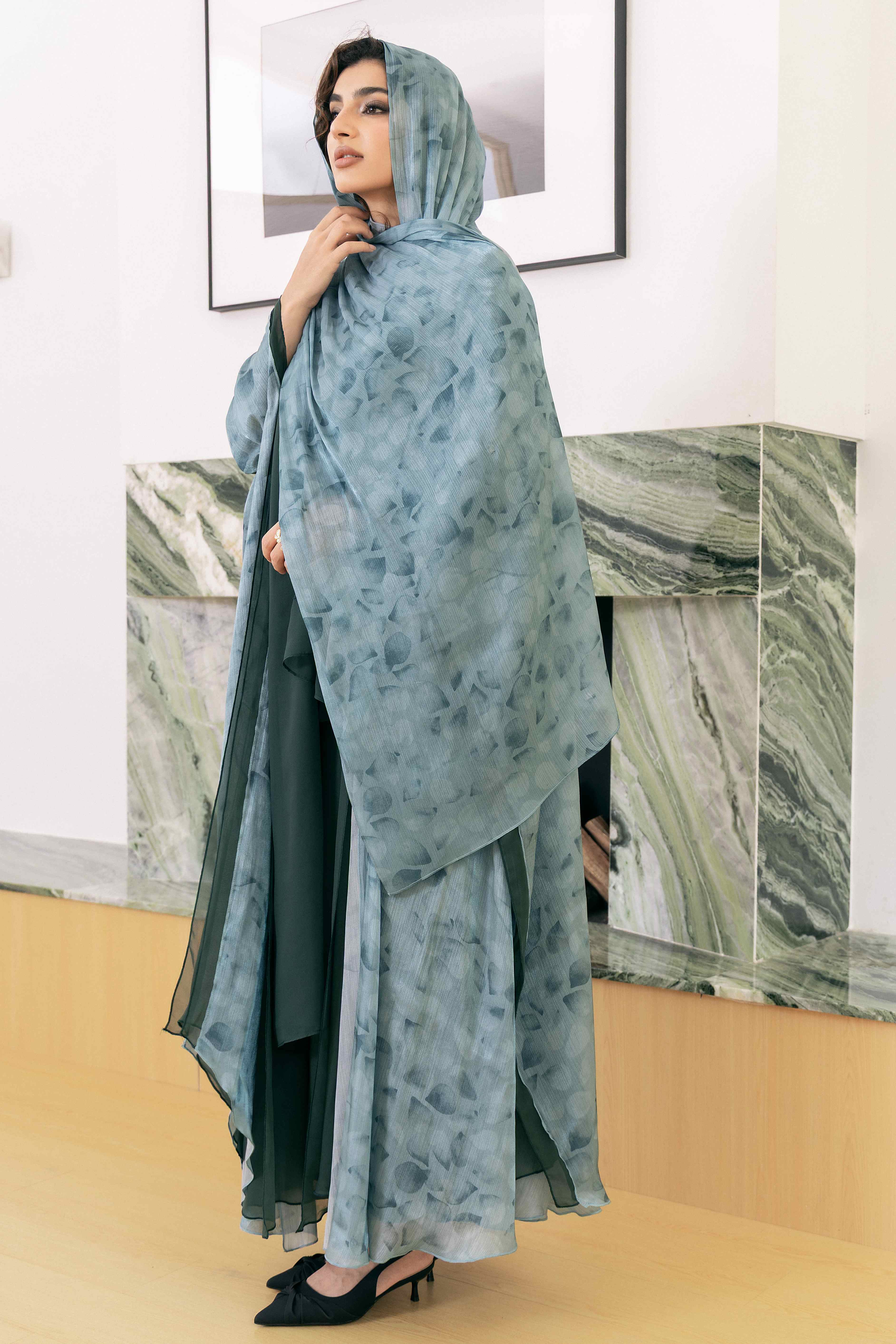 Ensemble abaya à motif floral vert jardin P25004